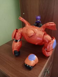 Робот Бэймакс 