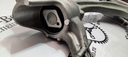 Рычаг подвески передний левый нижний Mercedes-Benz