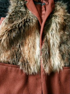 Жилет с мехом zara