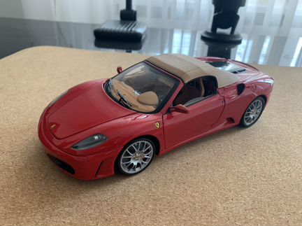 Распродаю коллекцию моделей 1/18