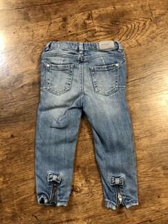Джинсы Reserved на девочку р.92