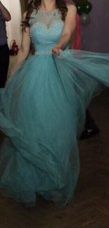 Платье вечернее