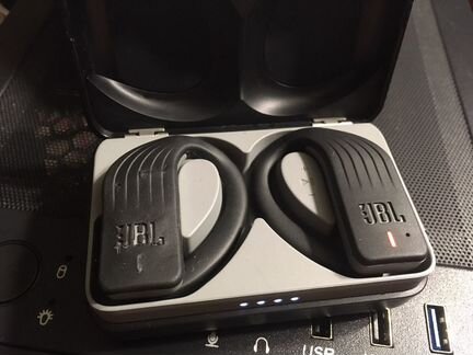 JBL Endurance peak