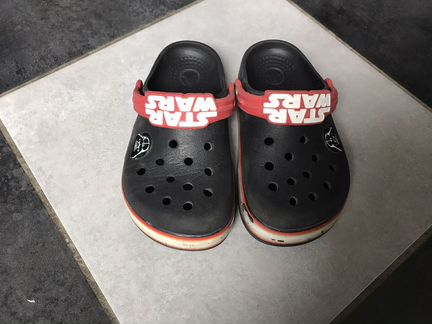 Crocs 11