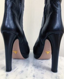 Сапоги Prada