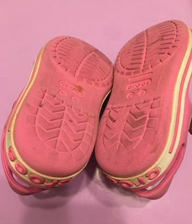 Сандалии crocs c8