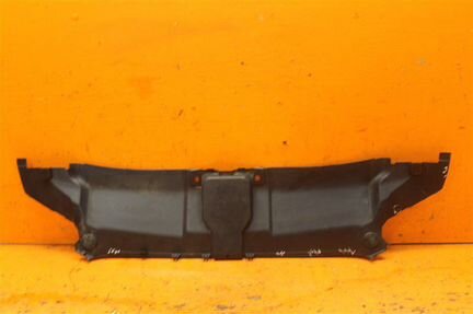 Кожух замка капота Audi A6 C7 2011-2018