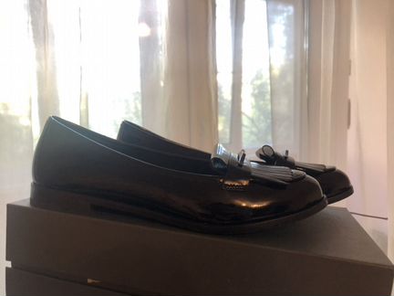 Чёрные лакированные лофферы Эконика