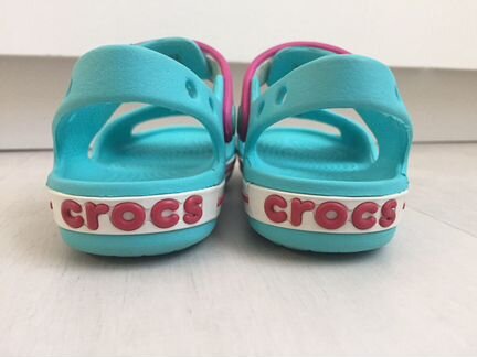 Босоножки crocs
